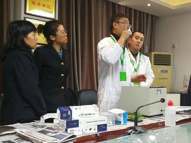 加强食用农产品快速检测业务知识培训,提升执法人员食品快检操作技能